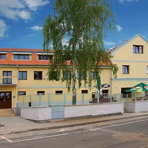 Vendégház A Restaurace Simanda, Prága