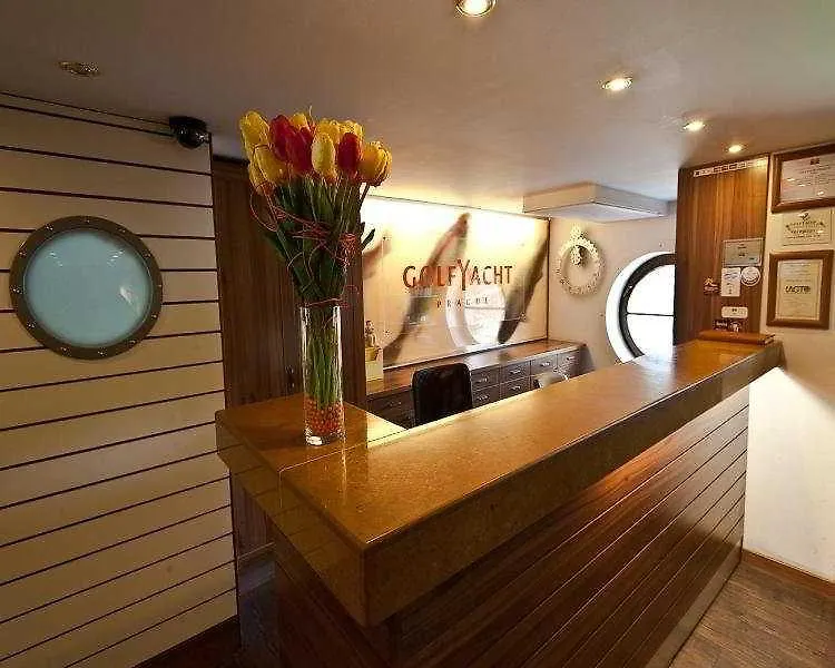 Rohan Boat Prague Botel