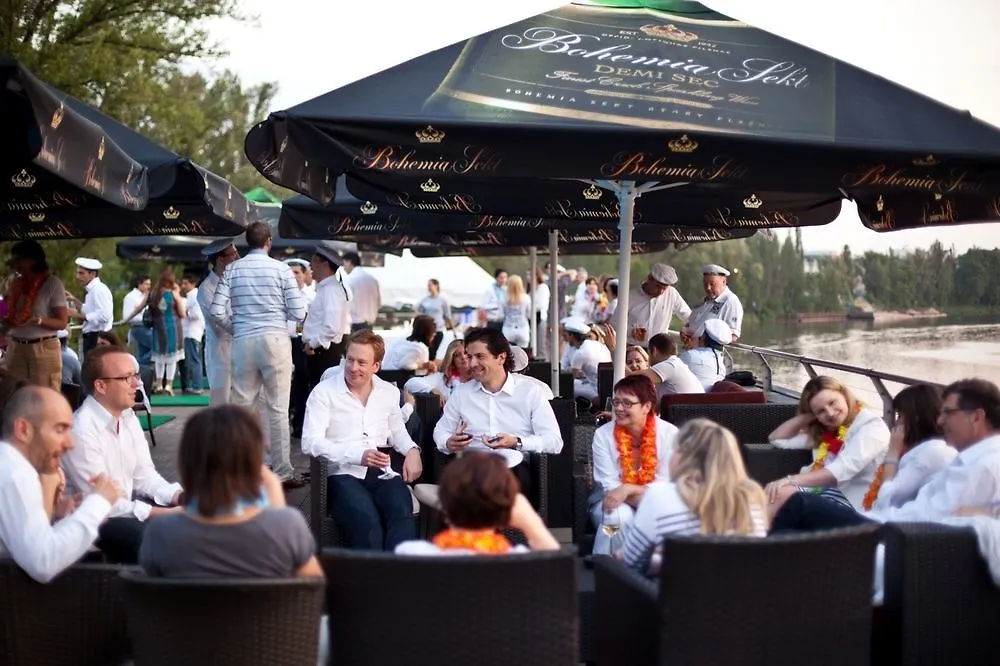 Botel Rohan Boat Prague
